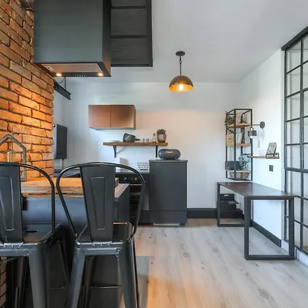 Apartmarte- Oldtown With Garden Апартаменты Гданьск
